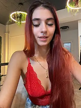 VixenRosse - Topless tease 5 min