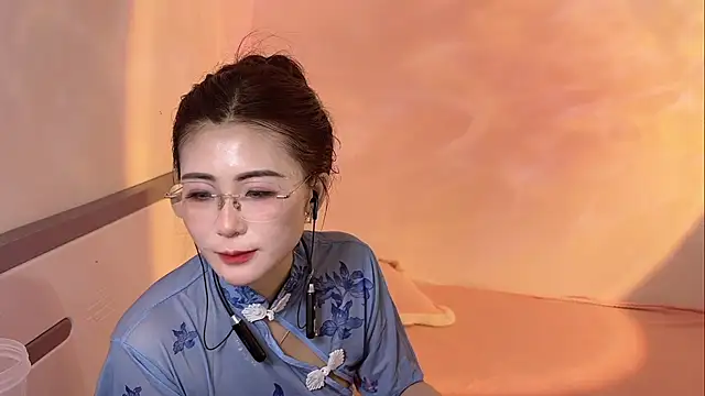 Felicity-7 - 揉胸诱惑