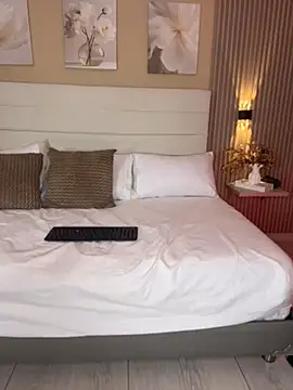 Brittany_6 - Spank ass x3🍑🍑