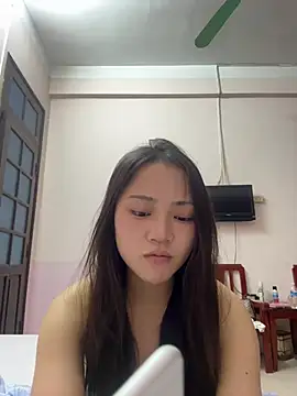 La-Quency - Thương em