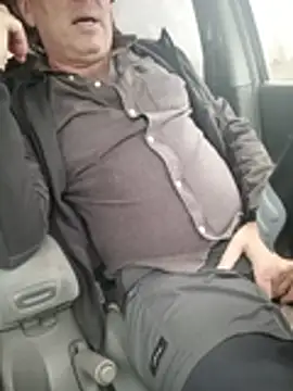 Saysomething3 - Finger wet pussy on road