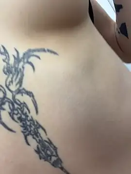Pink_Kiss - Flash naked nipples near urinal 😈