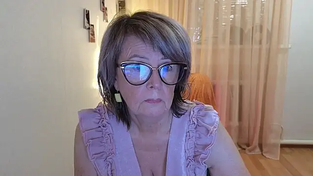Grace_Grov - Do you want to take off my bra?💦😋💦