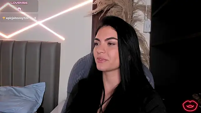Veronicalanx1 - make juicy my tigth pussy with fingers
