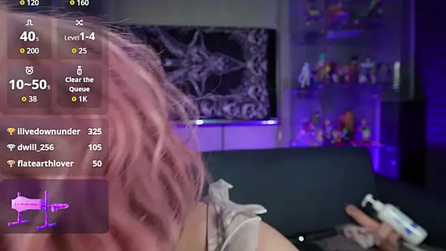 Missa_motato - fingers in my pussy + show plug