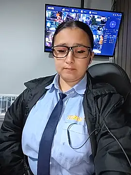 Cute_Penelope - bouncing tits on your face+saliva🤫shh
