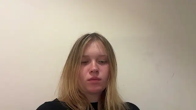EliseDeschner - Tease you with my eyes :)
