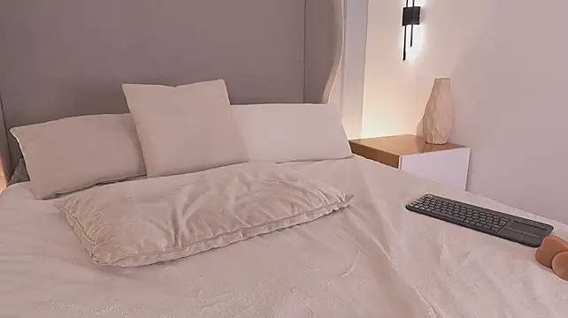 Chloe_d - Sensual nude show 👀
