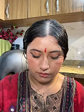 Kalpanaaishaa - to stick one's fingers in