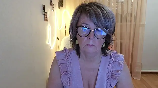 Grace_Grov - Do you want to take off my bra?💦😋💦