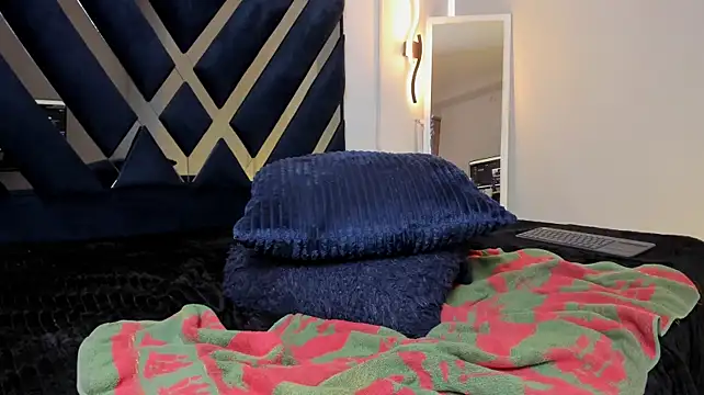Emma_Montclair_ - Show tits 🔥