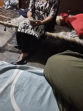 Reshma_sexy_couple - Pussy and ass show in public