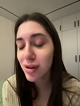 BOOMFOXY - Massage and shake my TITS mmm🍒