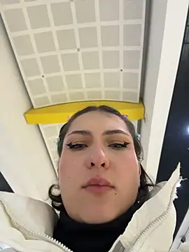 KatyVibes - SHE'S JERKING ME OFF WITH LOVENS
