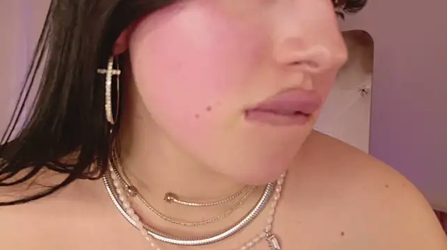 JustLilu - spanks ass for a good start