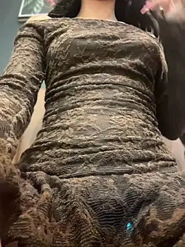 _miapetite - look under the skirt 👀