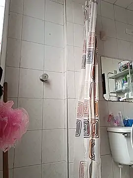 Brenda_Berck_ - show cam below