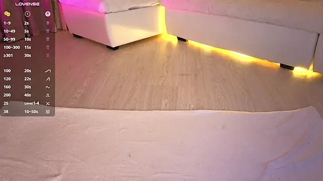 Ellijoys - Spank my Ass x20