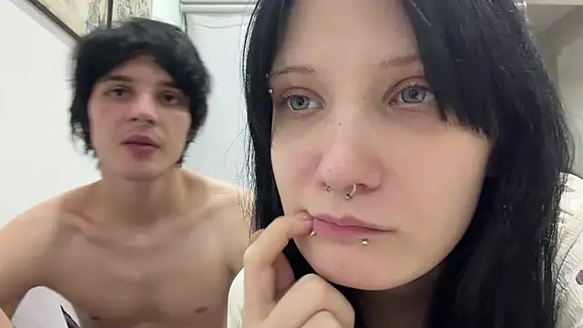 Altycouple - SHOW BOOBS