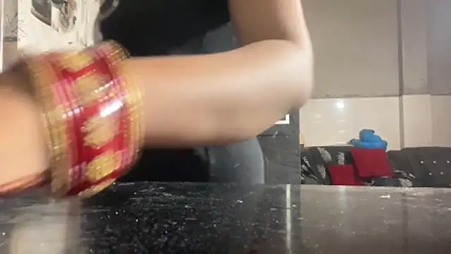 Telugu_angel21 - Squeeze milk