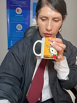 Alysson-- - DINAMITE MY PUSSY VIBES IN PUBLIC 💦💦