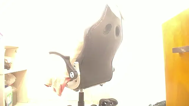 Dayadubey_ - oil in boobs