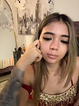 HoneyMollyX - BRA OFF + PINCH MY NIPPLES HARD