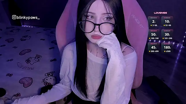Blinkypaws - 10 minute toy control to the last tipper