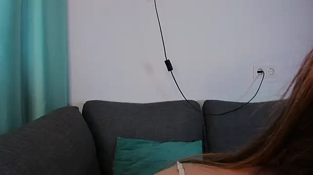 LunaBoss - to be topless