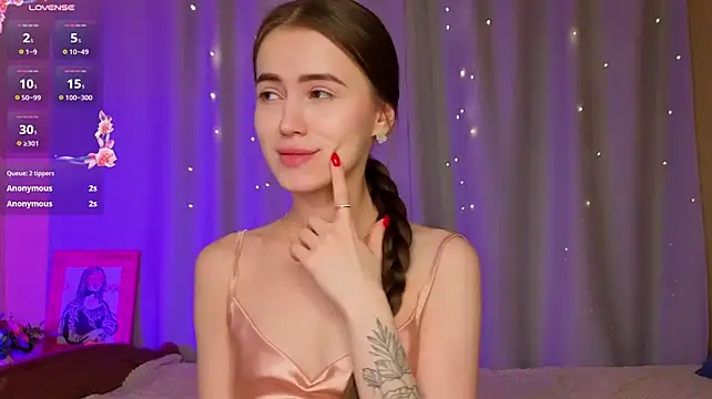 Chloeee4200 - ass slapping