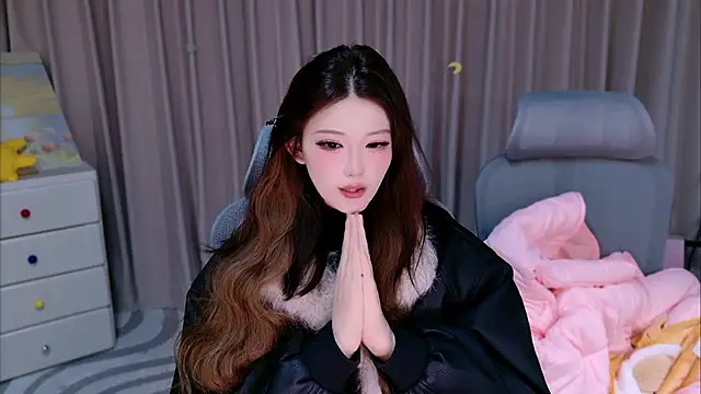 Yiyilailai - 小依生日快乐🍰🎁🎉