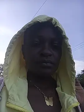 Kenyansexy1 - Flash pussy on Street
