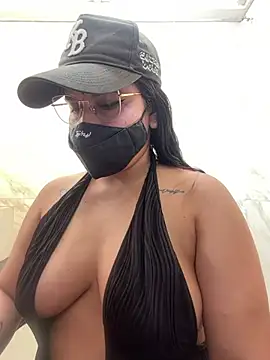 Dayadubey_ - oil in boobs