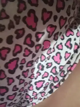 Morena_gulosa - Ficar com a bucetinha de fora