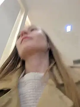CompactBaby - doggy naked