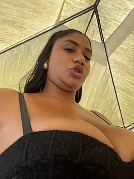 NayTorres - LUSH INSIDE MY ASS IN PUBLIC