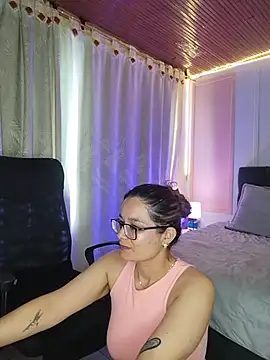Rose_Thompson1 - 💦🥵let¨s pitt the domi inside my pussy