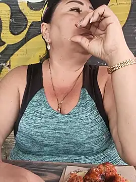 Brenda_Berck_ - one hands friend in boobs