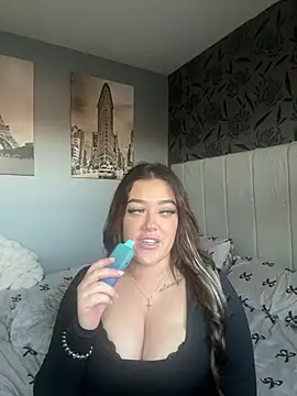 Baddie_bells - NAKED 10 MINS🥵