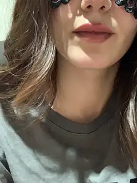 Younggirlx - 2 mn Lovense control