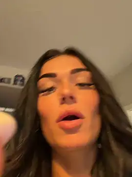 FlirtyFoxyxx - Pussy play