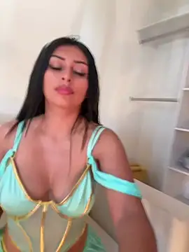 SweetAli_ - Make me wet and horny…get naked