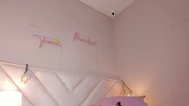 _wendy_x - REMOVE MY BRA
