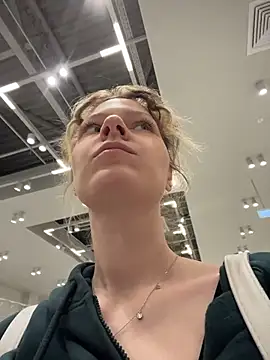 MaryHiggins - sucking dildo with saliva on breasts