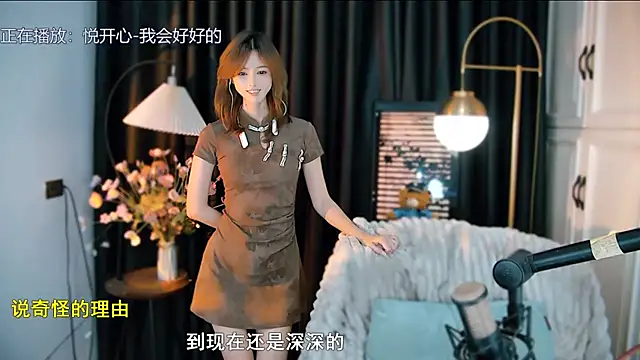 Ava-bady - 在心里种花 人生才不会荒芜<深蹲15下>