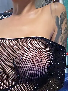 Kylie_blck - ShowTits 2min+1SurpriseVideo