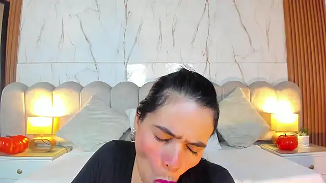 Samantha_Fiire - SHOW ME UR TITS BABY 💋💦