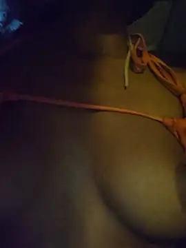 Lucia_Mcfly - Big & noisy SQUIRT 💦 in your face 🥵