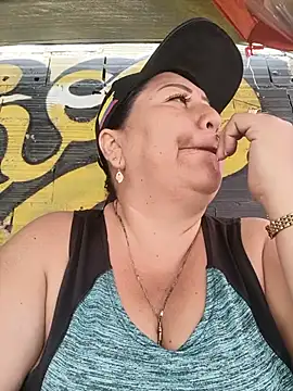 Brenda_Berck_ - one hands friend in boobs