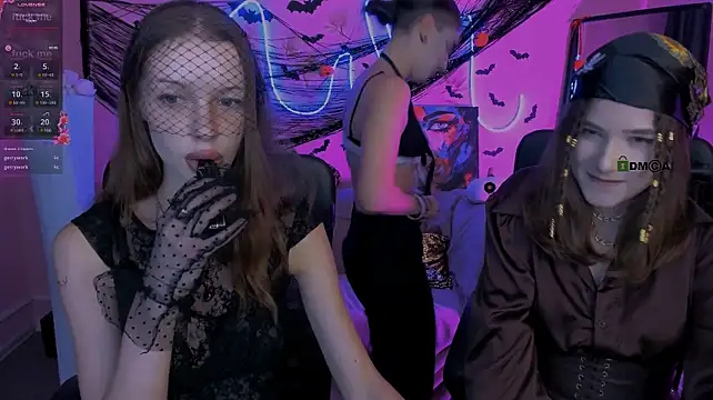 Khloebeauty - flash tits